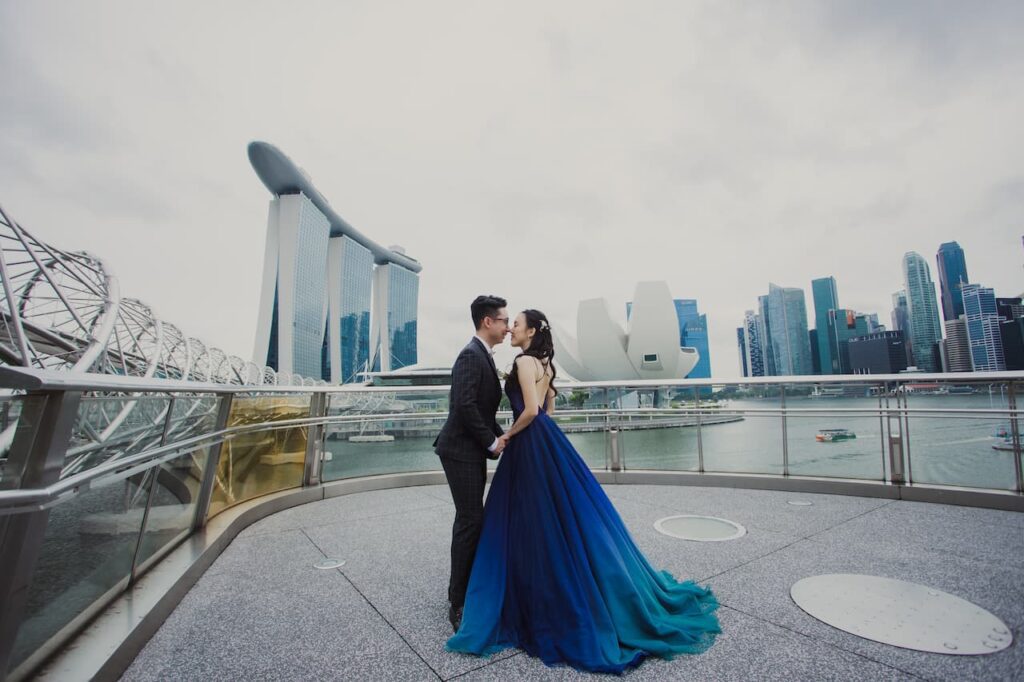 pre-wedding photoshoot singapore marina bay sands